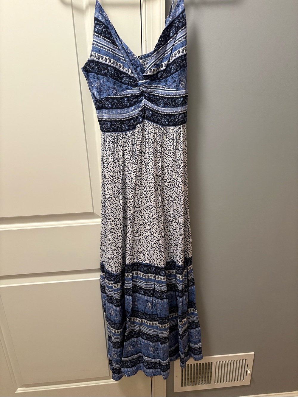 Jasmine Blue White Boho Maxi Dress Size M 100% Rayon Made in India